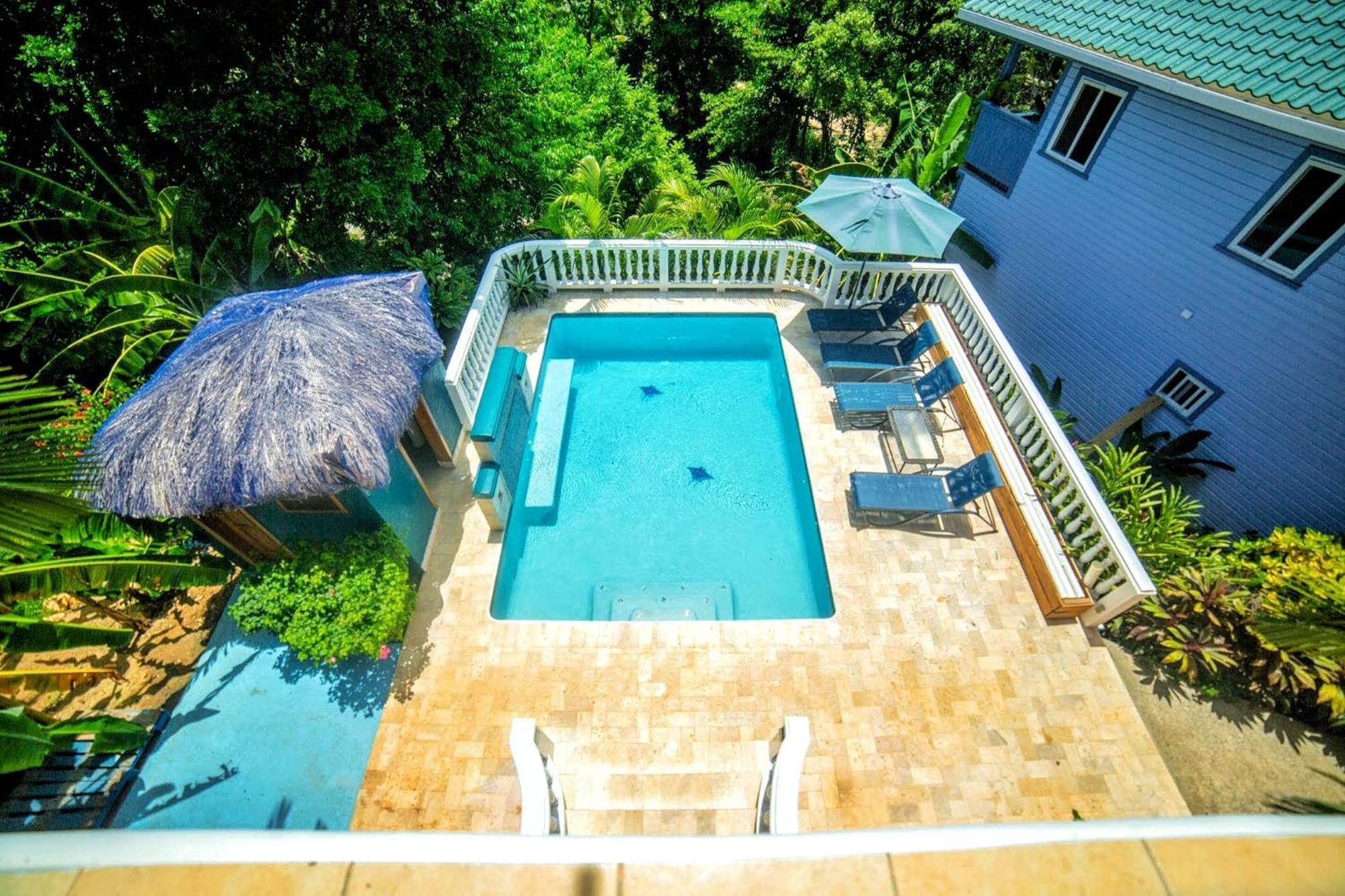 Seaside Inn Roatan West Bay Exterior photo